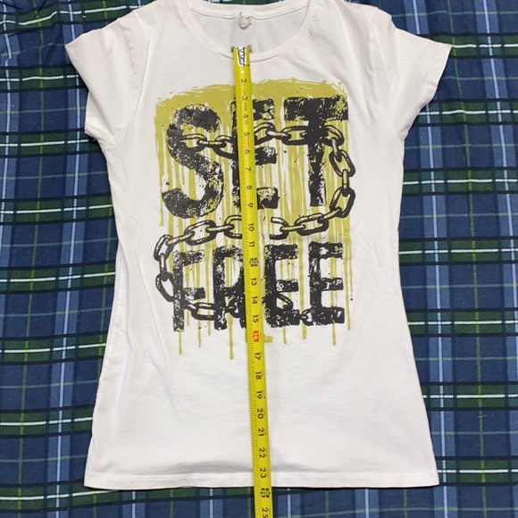 “Set Free” Women’s t-shirt. Size XL White - Picture 4 of 4